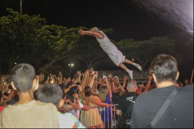 Aniversário de Outeiro encerra com festa e shows gratuitos